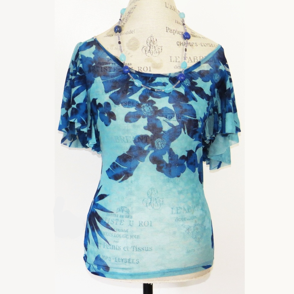 Karen Kane blue floral top Size Small